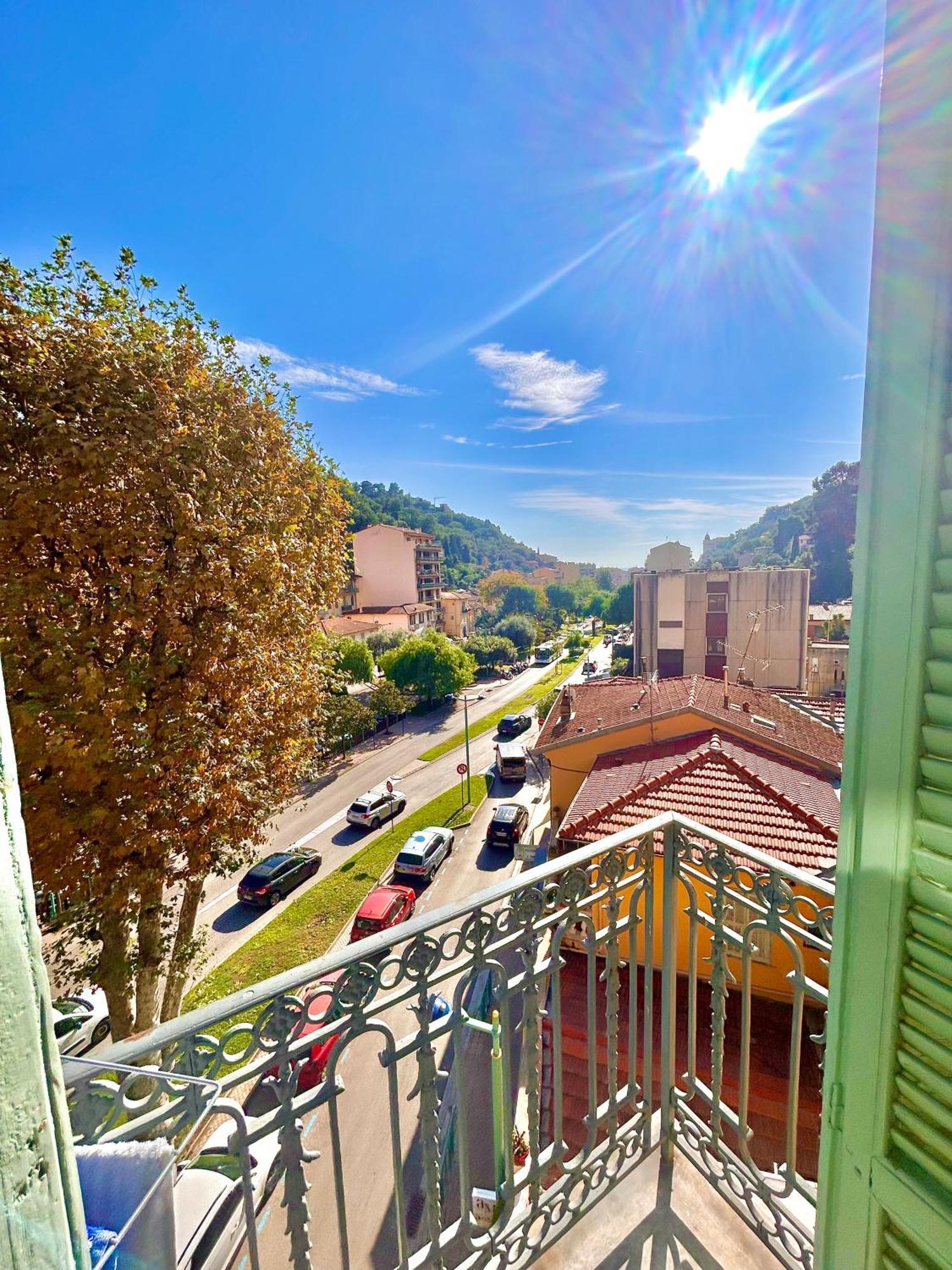 Menton: Superbe Appartement Exteriér fotografie